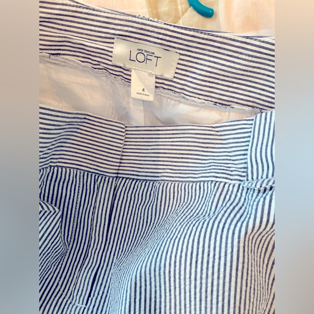LOFT Gray and White Mini Pencil Skirt - Picture 9 of 11